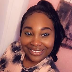 Meet your Posher, Aliesha